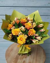Букет цветов из:  Альстромерии и Розы в Барсуках