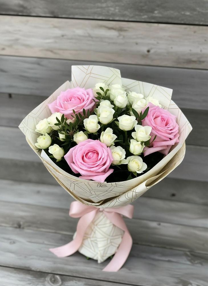 Букет цветов из: Розы в Барсуках