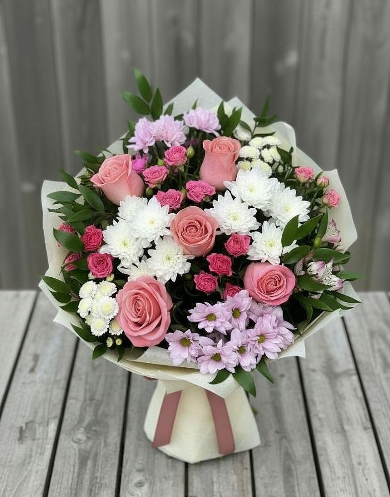 Букет цветов из: Альстромерии, Гвоздики, Розы и Хризантемы в Барсуках