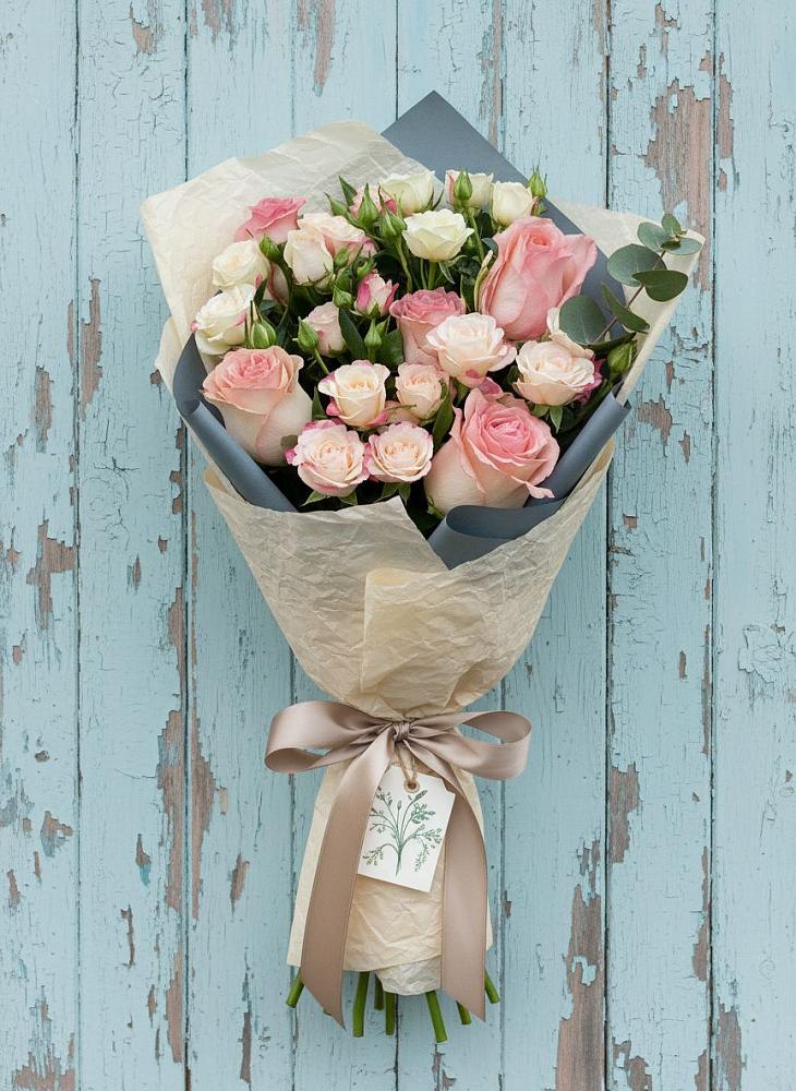 Букет цветов из: Розы в Барсуках