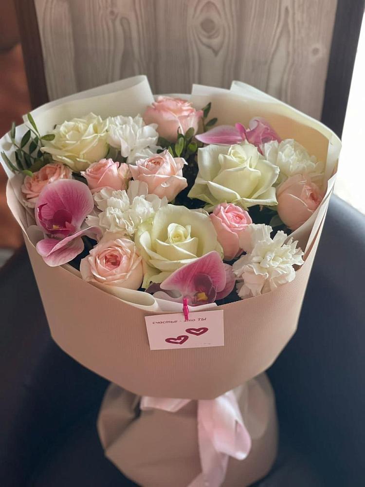 Букет цветов из: Орхидеи, Розы и Гвоздики в Барсуках