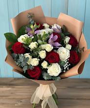Букет цветов из:  Розы и Альстромерии в Барсуках