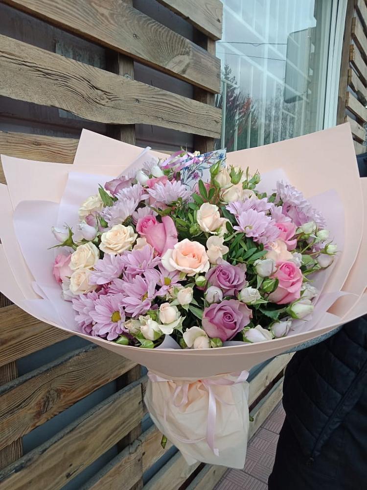 Букет цветов из: Розы и Хризантемы в Барсуках