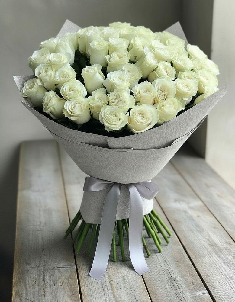 Букет 35 Белых роз в Барсуках