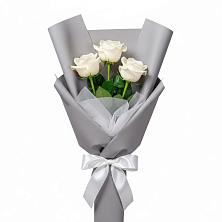 Букет 3 белые розы в Барсуках