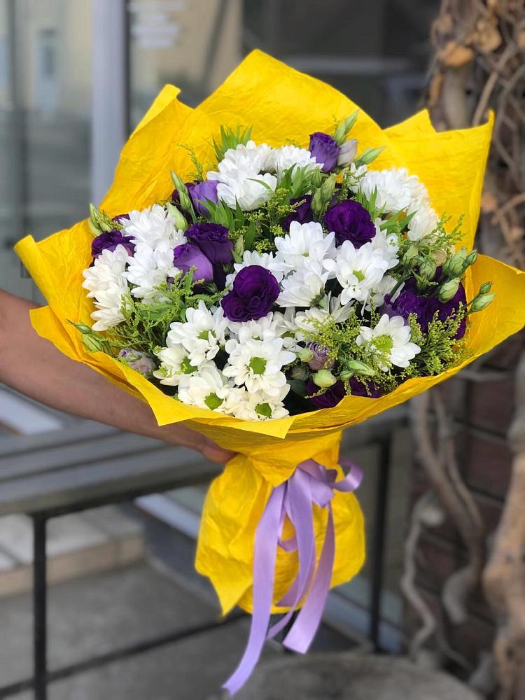 Букет цветов из: Ирисы, Хризантемы и Ромашки в Барсуках