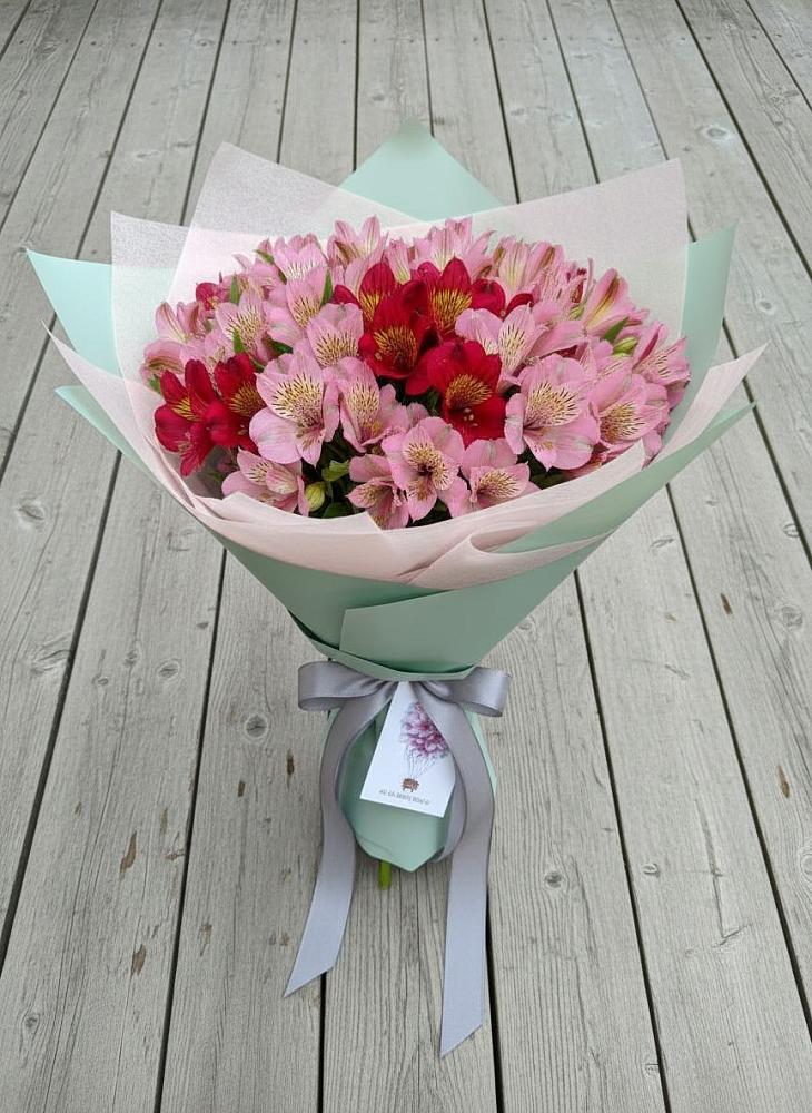 Букет цветов из: Альстромерии в Барсуках