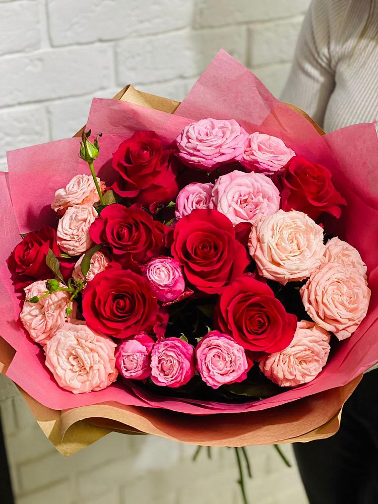 Букет цветов из: Розы в Барсуках