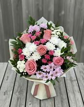 Букет цветов из:  Альстромерии, Гвоздики, Розы и Хризантемы в Барсуках
