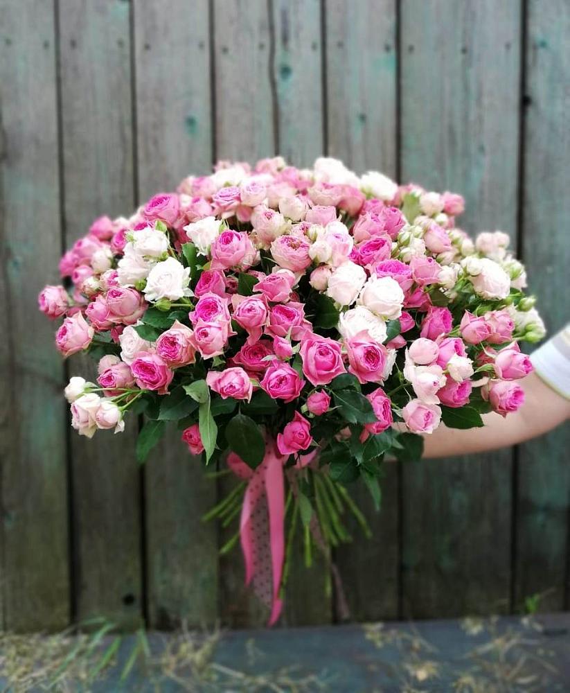 Букет Розовые кустовые розы Натали и Лав Лидия в Барсуках