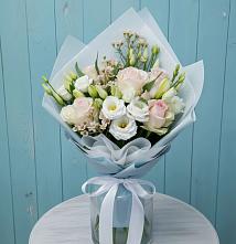Букет цветов из:  Розы и Лизиантусы в Барсуках