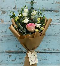 Букет цветов из:  Розы и Лизиантусы в Барсуках