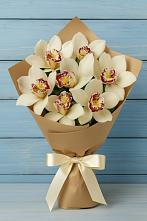 Букет цветов из:  Орхидеи и Розы в Барсуках