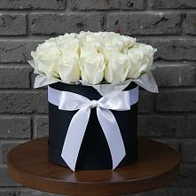 Цветочная композиция из Розы в шляпной коробке в Барсуках